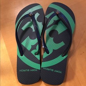 Brand New Tory Burch Printed Thin Flip Flops