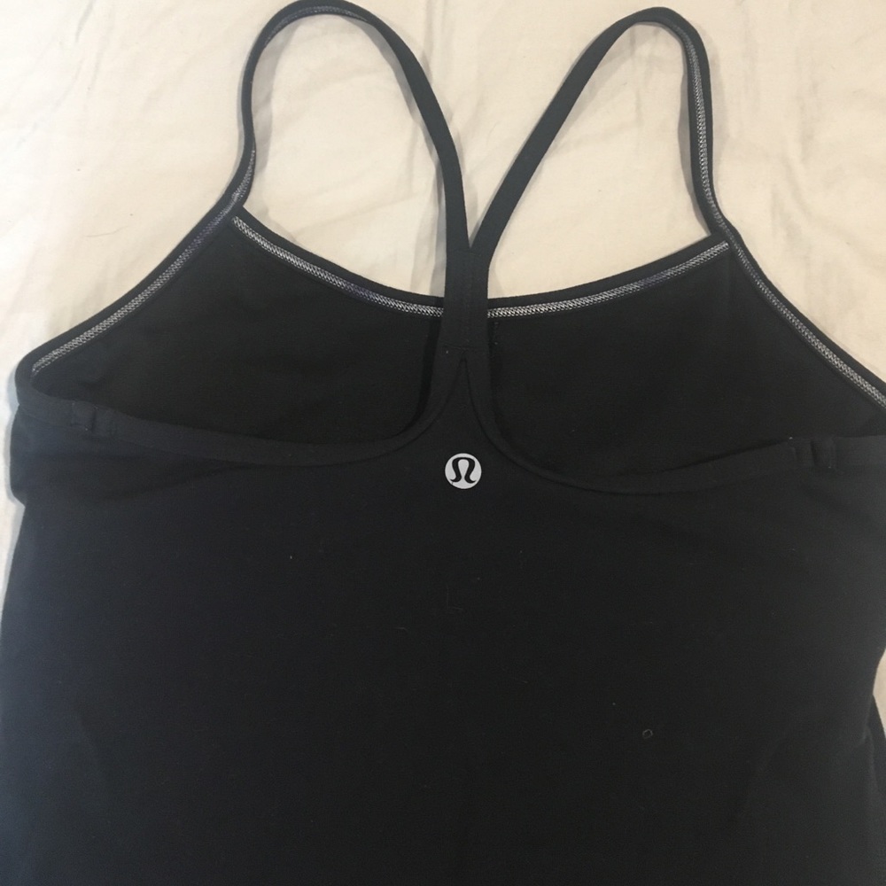 Black lululemon tank