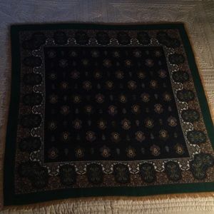 Vintage 100% wool scarf