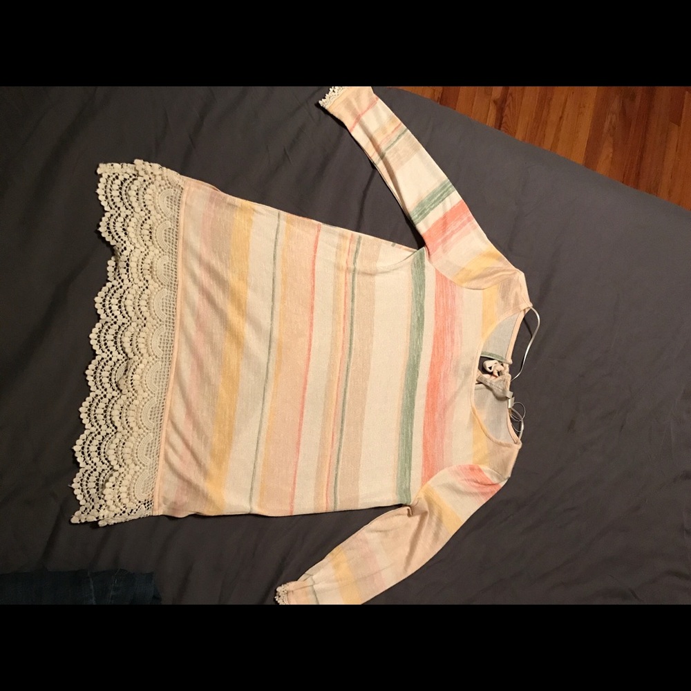 Lauren Conrad 3/4 sleeve shirt