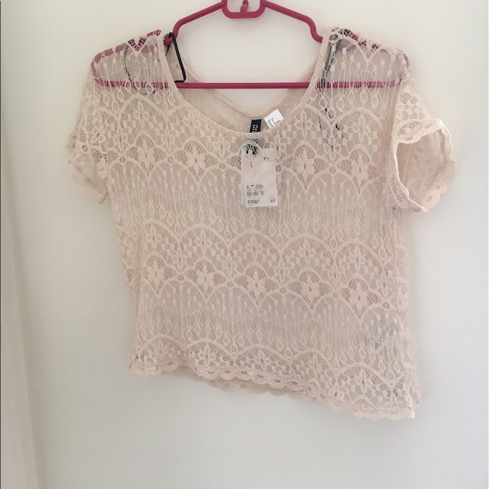 Lace crop top