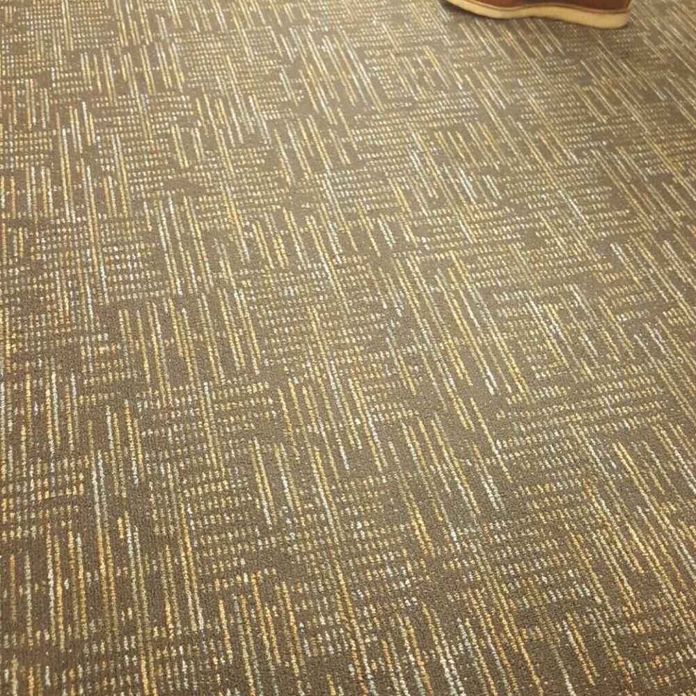 Meet your Posher, Kendra