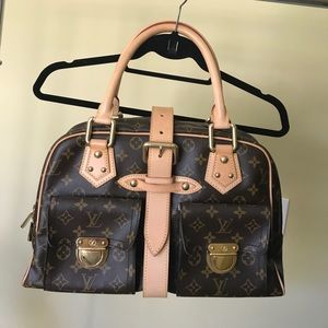 Stunning Louis Vuitton Monogram Manhattan GM!
