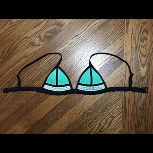 NWT TRIANGL BIKINI XS