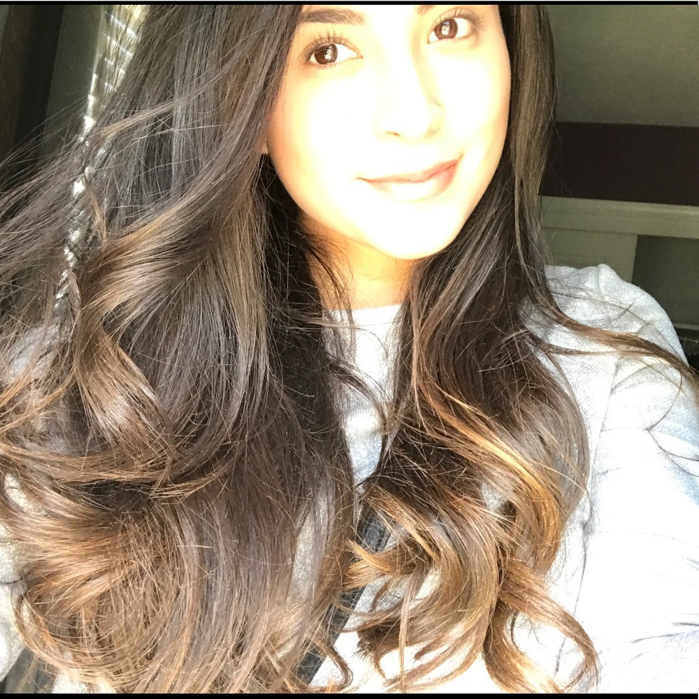 Meet your Posher, Monique