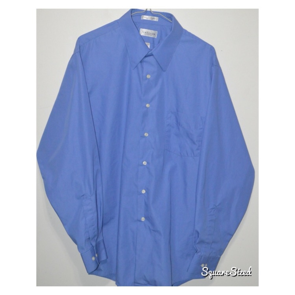 Van Heusen Men's dress shirt- Blue size 34/35