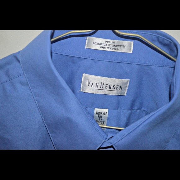 Van Heusen Men's dress shirt- Blue size 34/35 - Picture 2 of 2