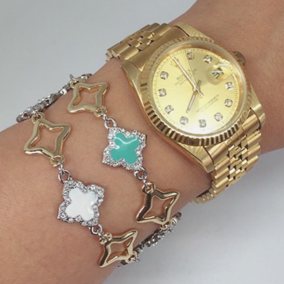 Beautiful Rhodium/18k Gold Plated Bracelet - Picture 2 of 8