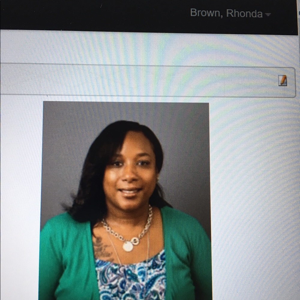 Meet your Posher, Rhonda