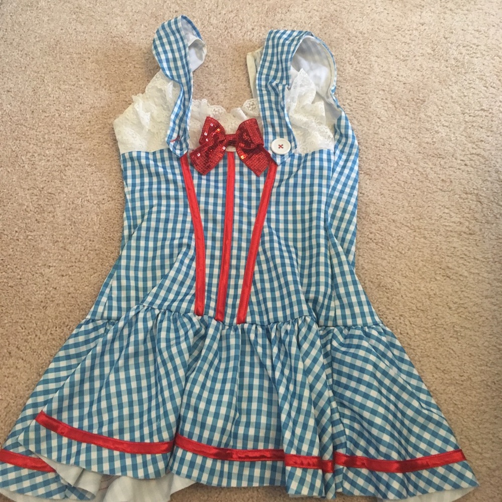 Dorothy costume