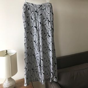Elevenses leaf pattern wide leg pant