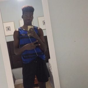 Meet your Posher, Deandre
