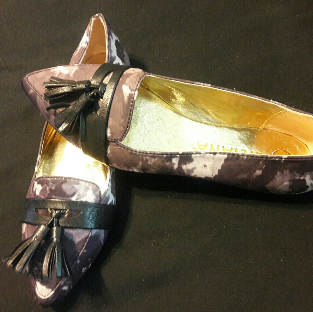 Shoe