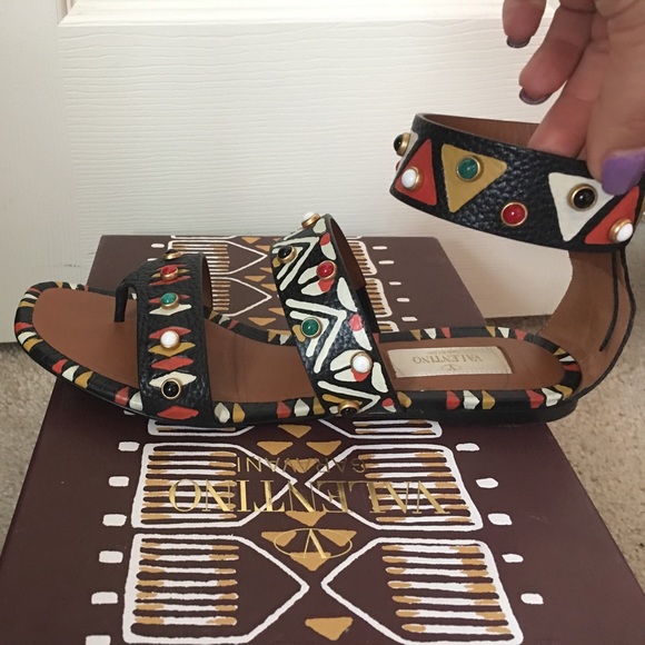 Valentino sandals by Valentino Garavani - Picture 2 of 5