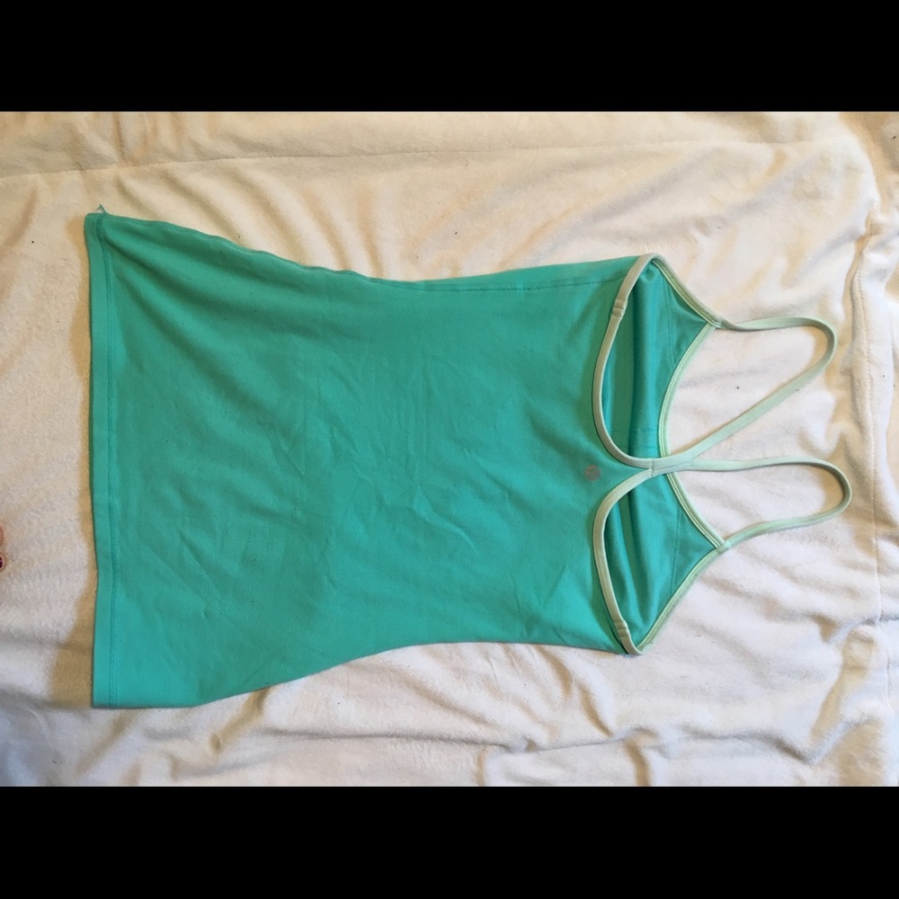 Lululemon top
