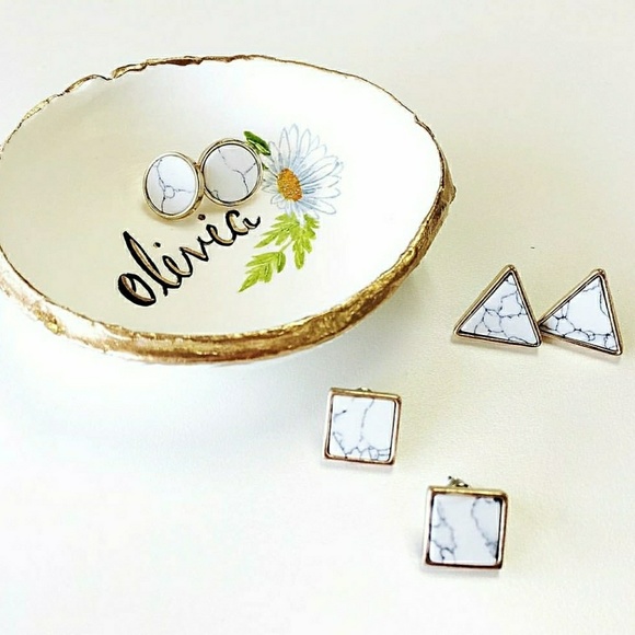 Marble Earrings - Picture 4 of 7