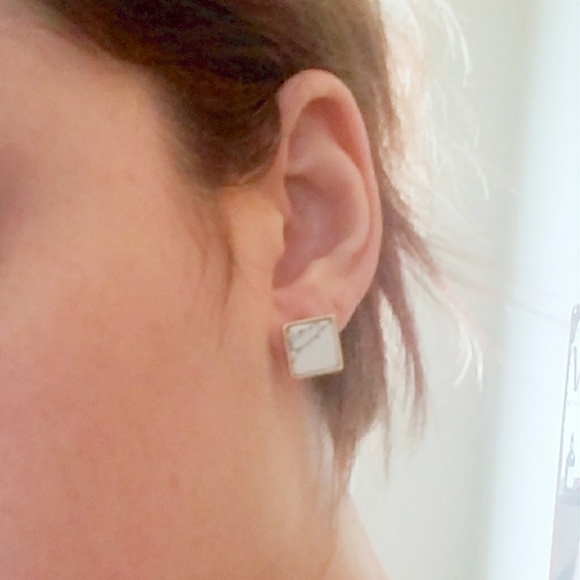 Marble Earrings - Picture 5 of 7