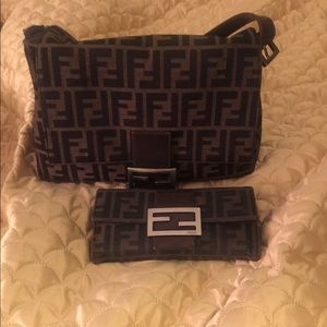 1000% authentic Fendi purse and matching wallet