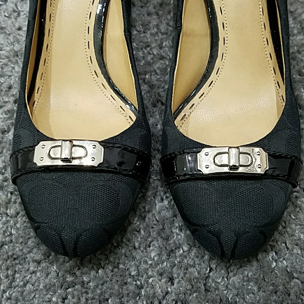 Coach heels - Picture 3 of 7