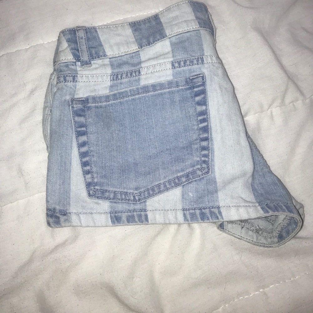Hurley Light Washed Denim Shorts