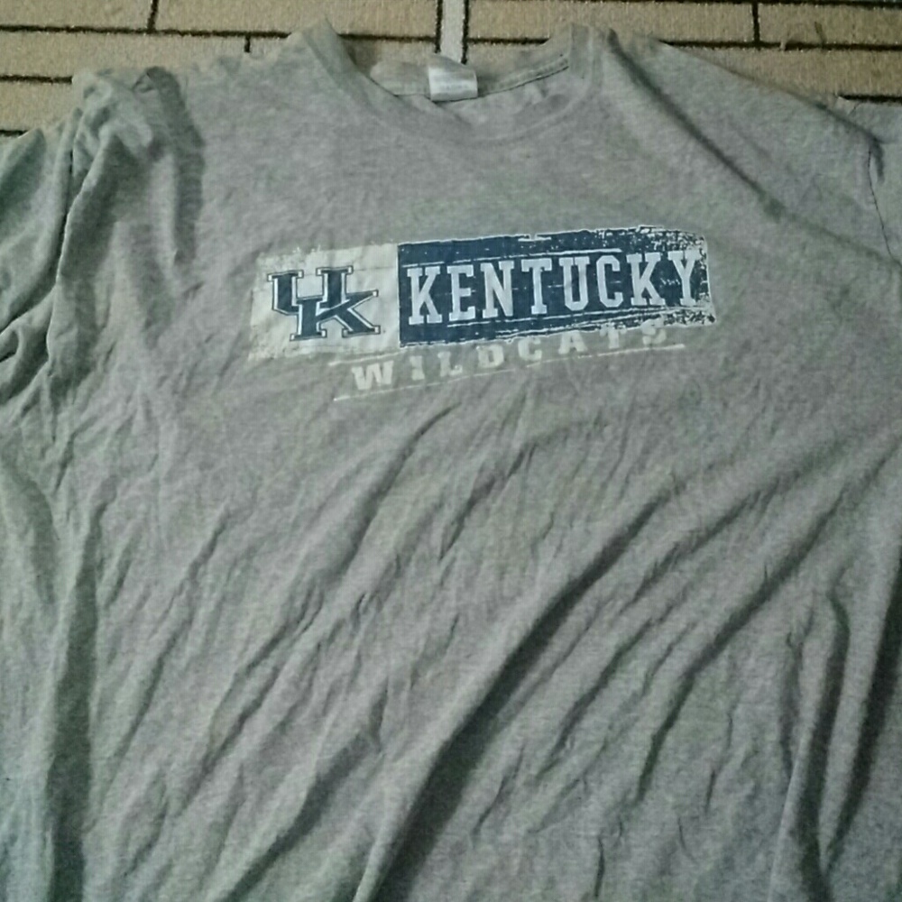 UK wildcats shirt
