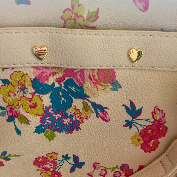 Betsey Johnson Large Pink Floral Tote & Pouch 🌸 - Picture 7 of 8