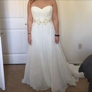 Wedding dress