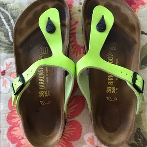Authentic Women's Birkenstock Sandals (7-7.5)