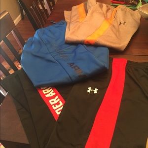 Under Armour track pants/sweatpants