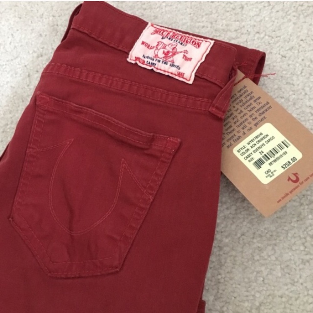 Red true religion cargo pants