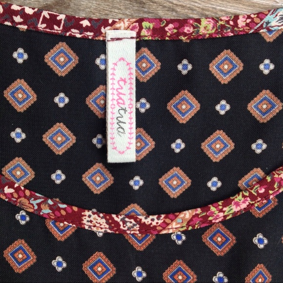 Fun Cold-Shoulder Top - Picture 3 of 5