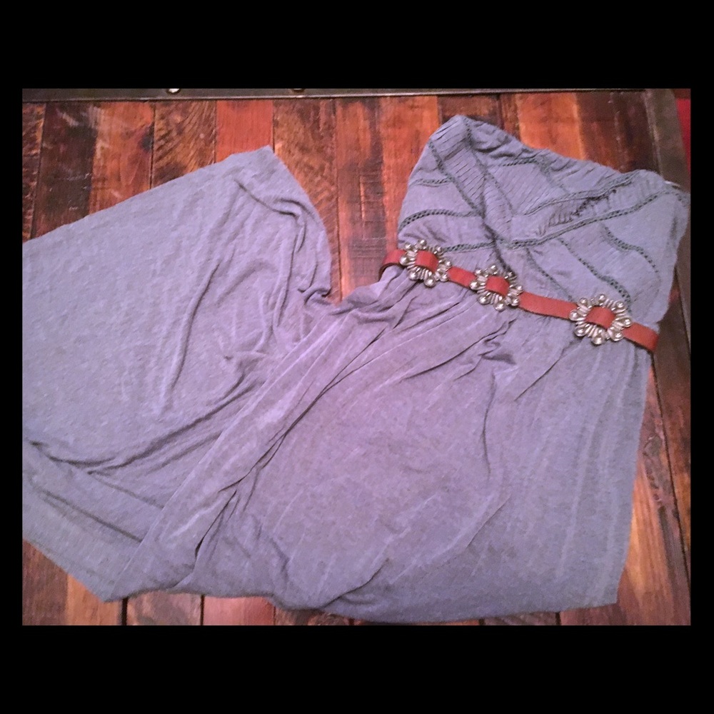 NWOT Pleated top maxi dress Size Large