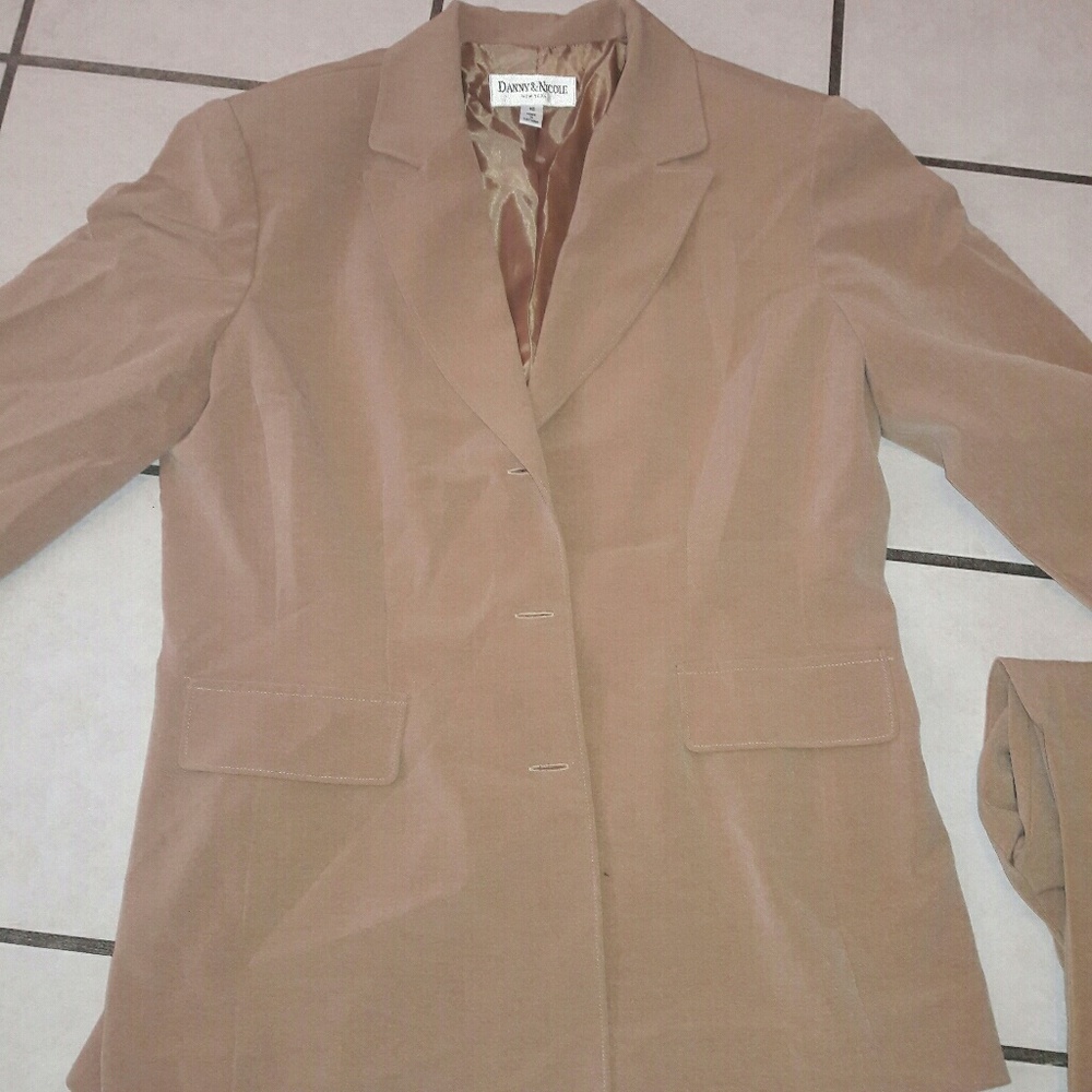 Suit womans