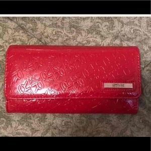 🌺Stunning Red Kenneth Cole Tri-Fold Wallet🌺
