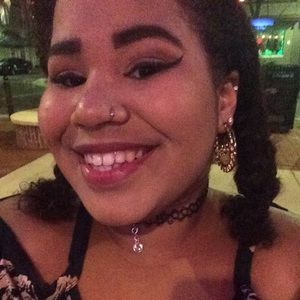 Meet your Posher, Kat