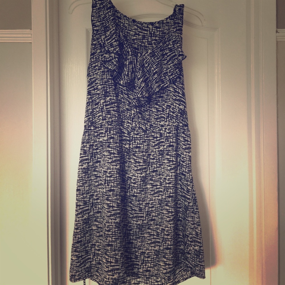 Airy black and white printed summer dress