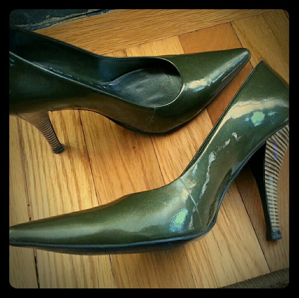Green patent leather heels