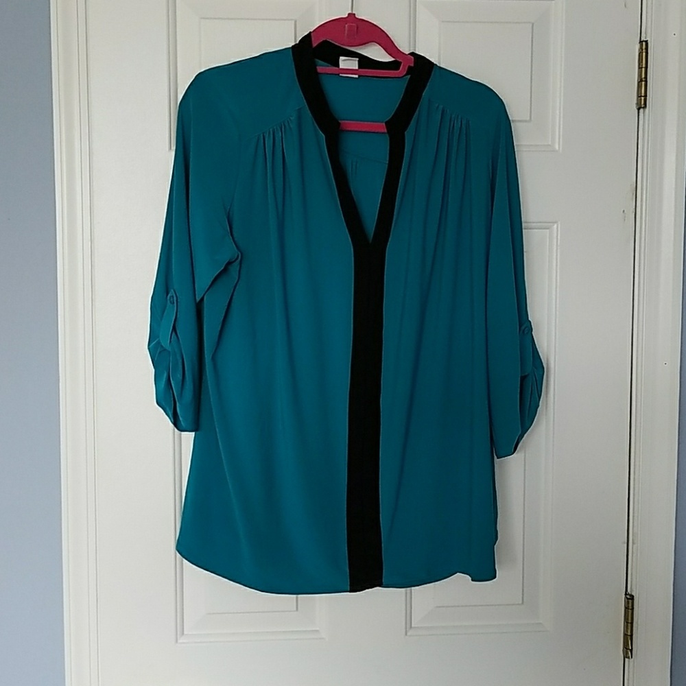 3/4 Sleeve Turquoise blouse
