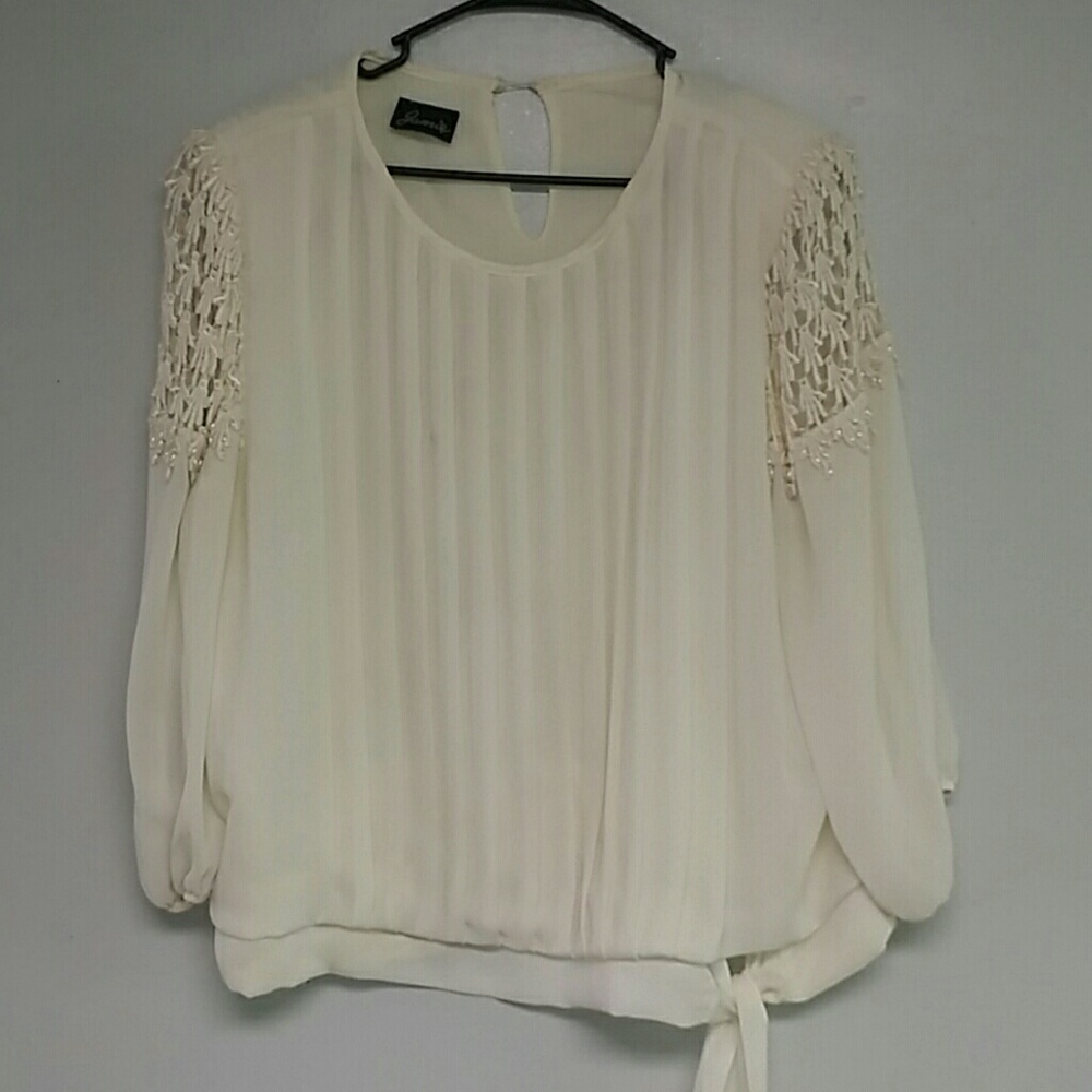 Vintage 80s Beautiful Blouse