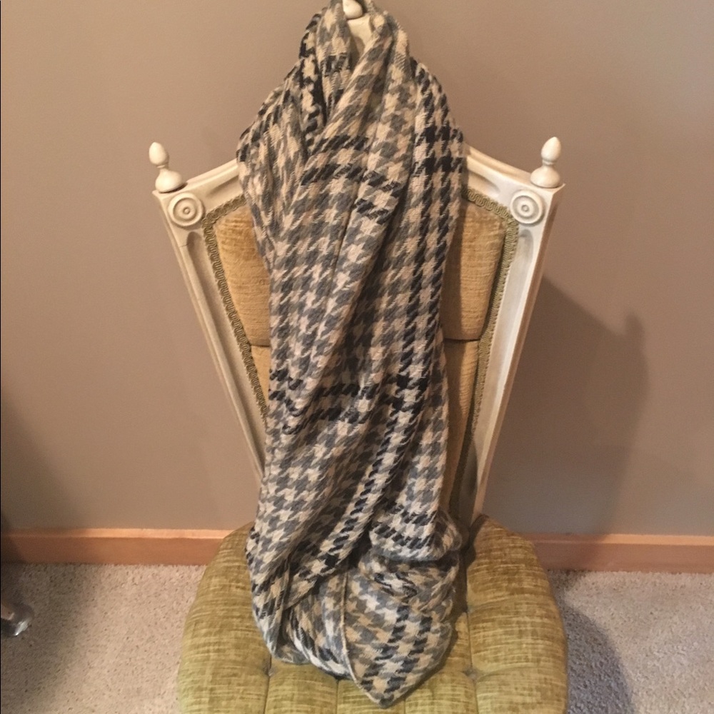 Infinity scarf