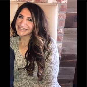 Meet your Posher, Abby