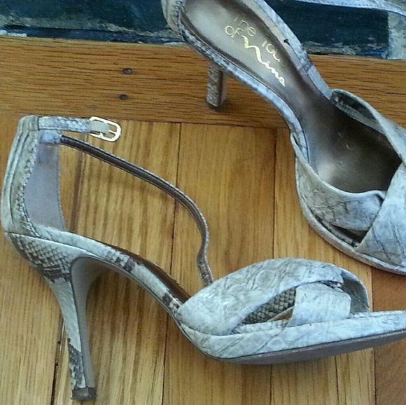 Patent leather snake patterned heels - Picture 2 of 2