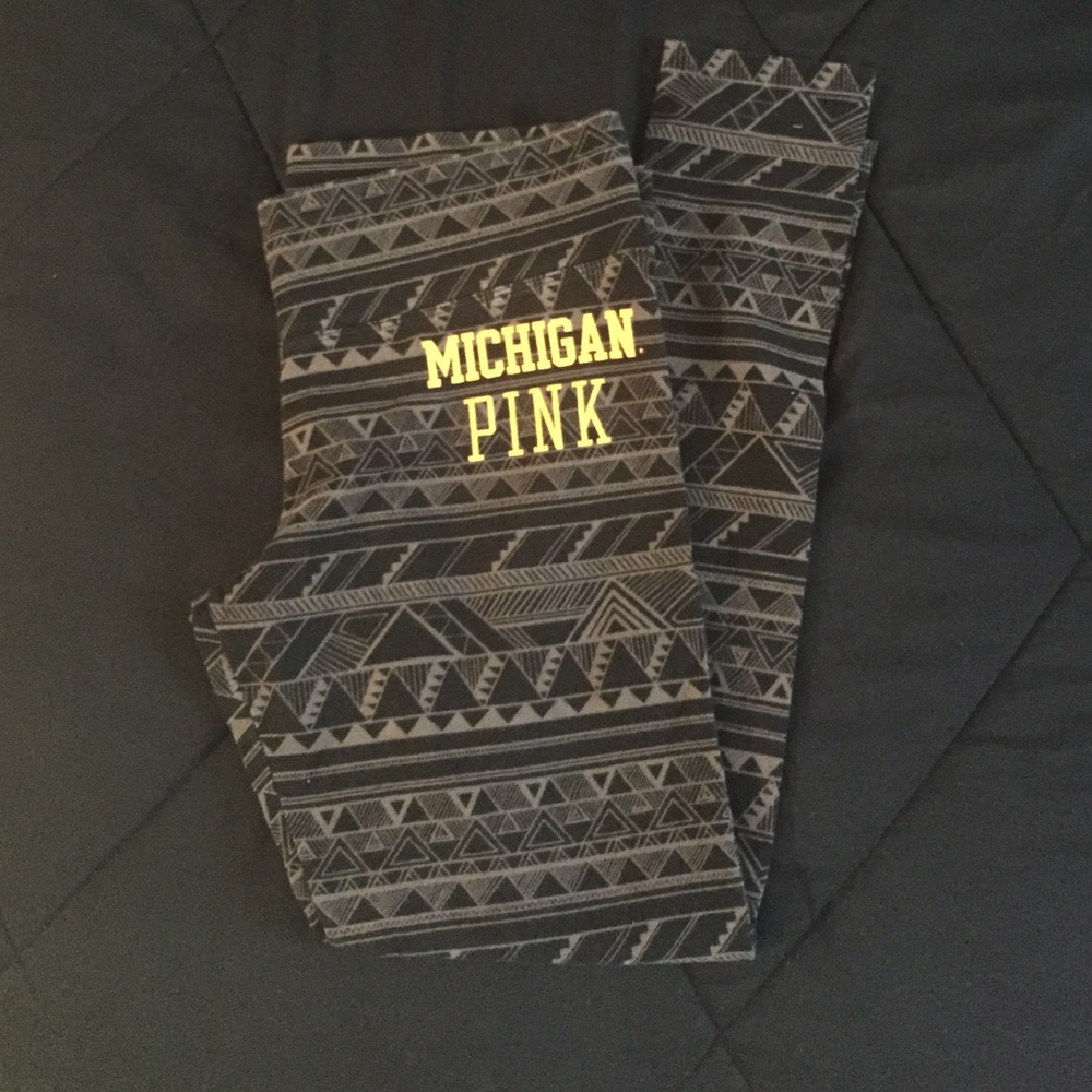 Medium VS Pink U of M Tribal Leggings