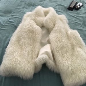 Fur vest
