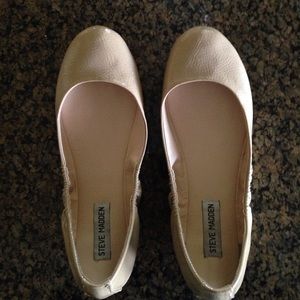 Steve Madden ballet flats tan