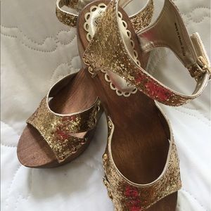 Juicy Couture Sandals