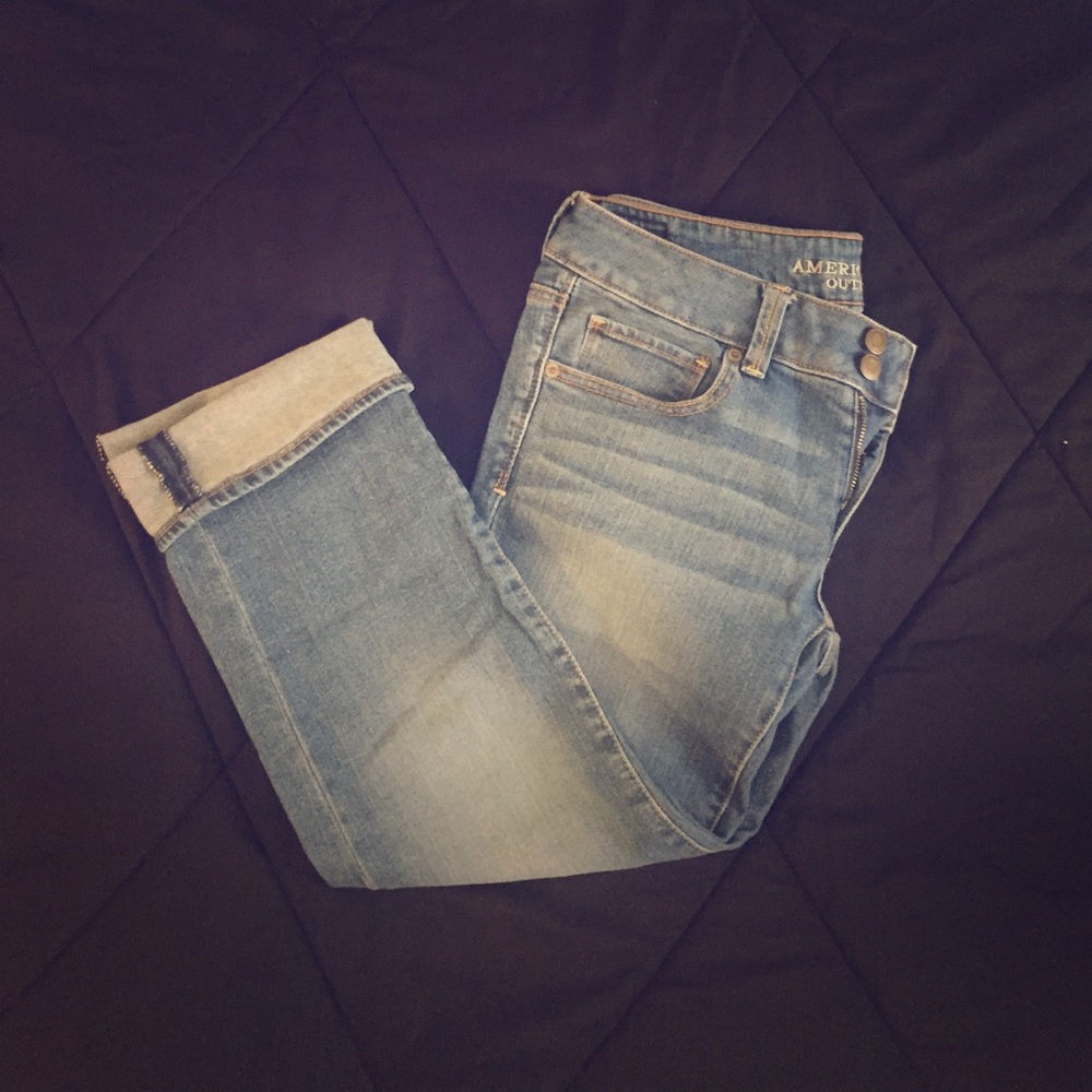 Sz 8 American Eagle Artist Crop jeans