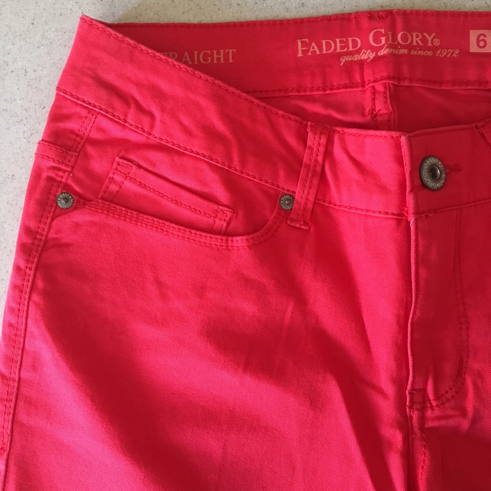 🔴 Straight Leg Colored Jeans - Picture 2 of 5