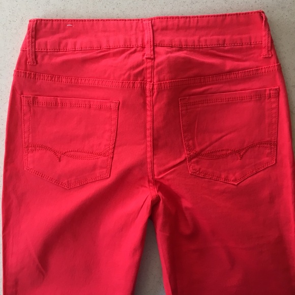 🔴 Straight Leg Colored Jeans - Picture 4 of 5
