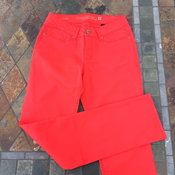 🔴 Straight Leg Colored Jeans - Picture 5 of 5